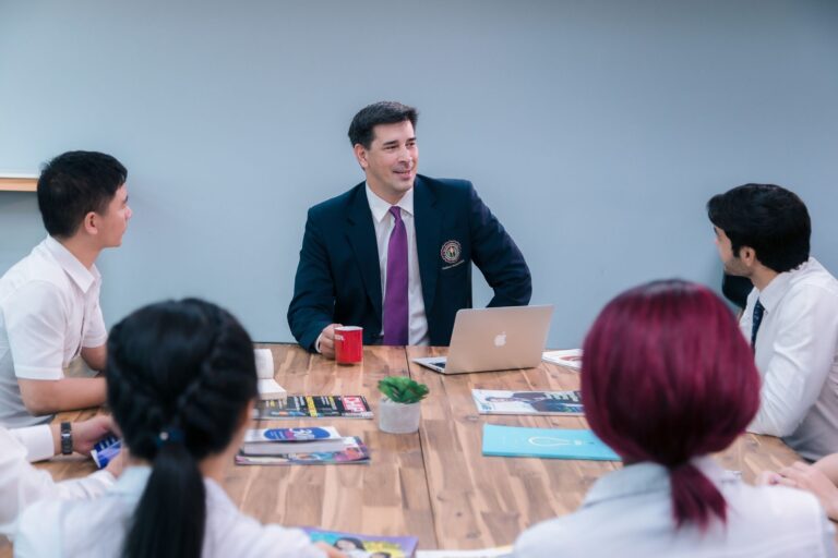 ปรึกษาโปรเจ็กต์กับอาจารย์ต่างชาติ