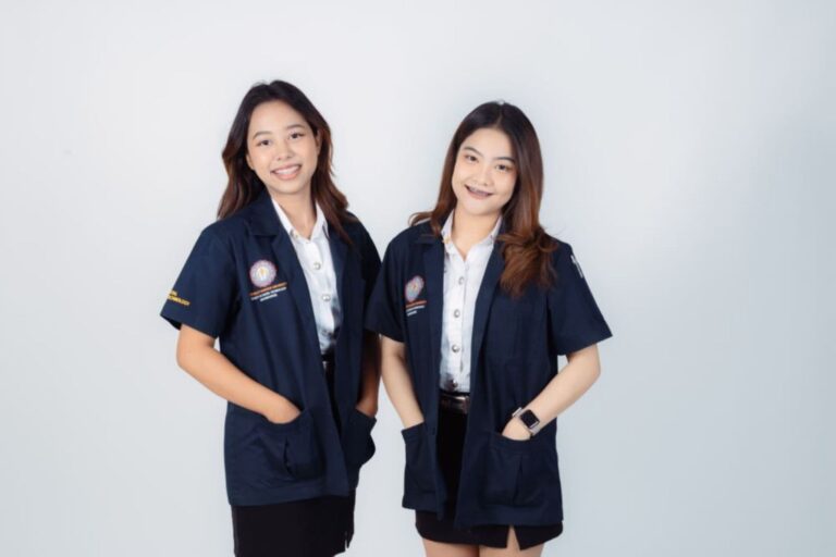 นักเรียนของคณะเทคโนโลยีดิจิทัลและนวัตกรรม sbu